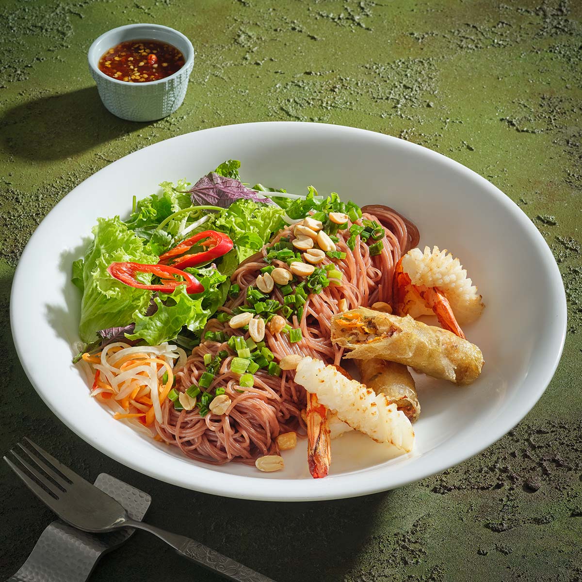 GRILLED SEAFOOD WITH CAO BANG BROWN RICE NOODLES